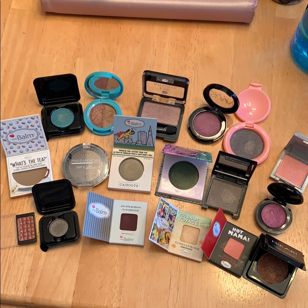 Lot of 6 different eyeshadows